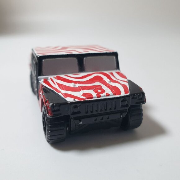 Hot Wheels Humvee 1998 Red Zebra Die Cast Collectable Car Model NO BOX Vintage - Picture 6 of 8